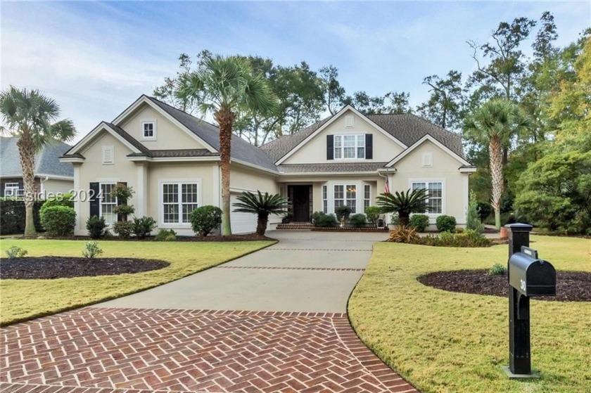 You will be thrilled with the quality construction and many - Beach Home for sale in Bluffton, South Carolina on Beachhouse.com