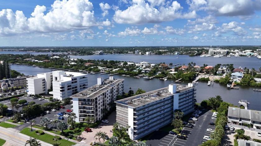 NO SPECIAL ASSESSMENTS! FINANCIABLE AND RENTALBLE! LOWEST CONDO - Beach Condo for sale in South Palm Beach, Florida on Beachhouse.com