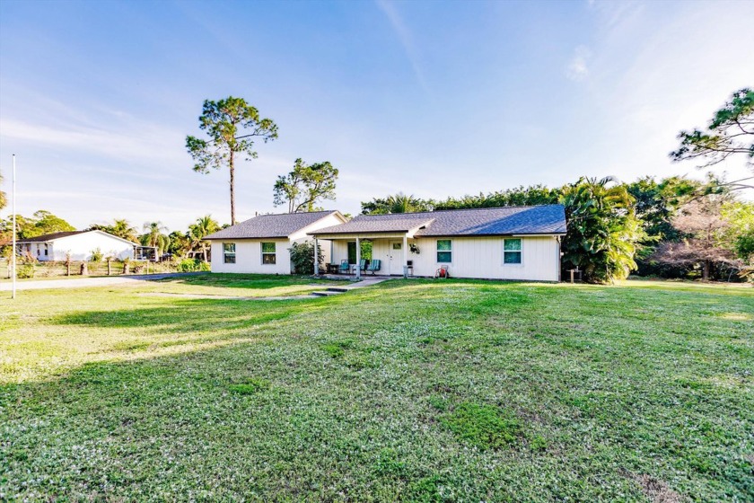 NEW ROOF and NO HOA!!! Come to see this wonderful home in a - Beach Home for sale in West Palm Beach, Florida on Beachhouse.com