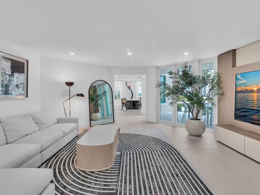 Welcome to luxury waterfront living in downtown Boca. This - Beach Condo for sale in Boca Raton, Florida on Beachhouse.com