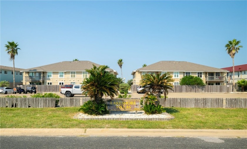 RECENTLY REMODELED ISLAND CONDO NEAR THE BEACH!! Start your - Beach Condo for sale in Corpus Christi, Texas on Beachhouse.com