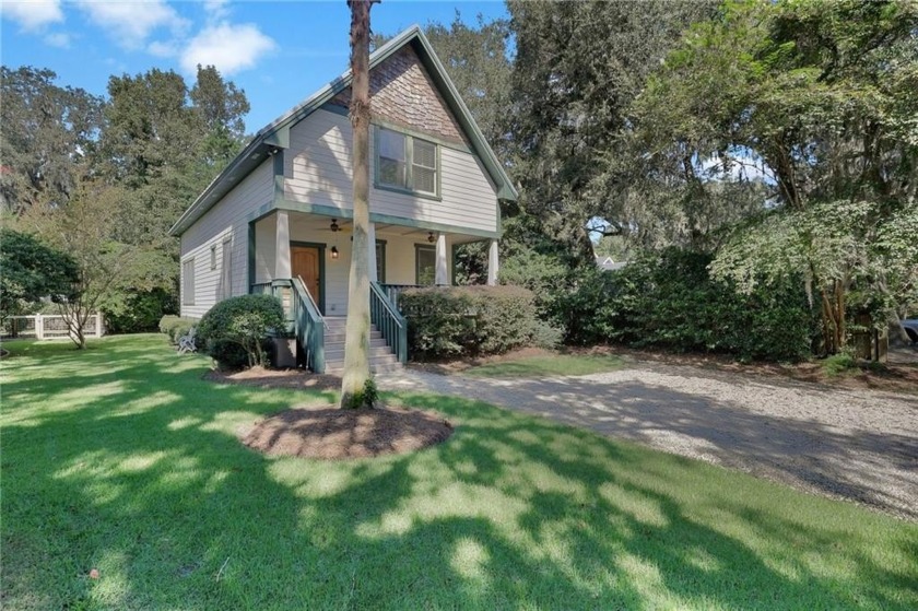 Welcome to 237 Broadway Street.  This well cared for home is - Beach Home for sale in Saint Simons, Georgia on Beachhouse.com