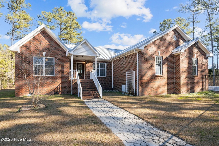Imagine waking up to breathtaking water views every single day! - Beach Home for sale in Aurora, North Carolina on Beachhouse.com