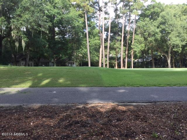 Wooded lot overlooking the Cotton Dike Golf Course. The Club - Beach Lot for sale in Dataw Island, South Carolina on Beachhouse.com