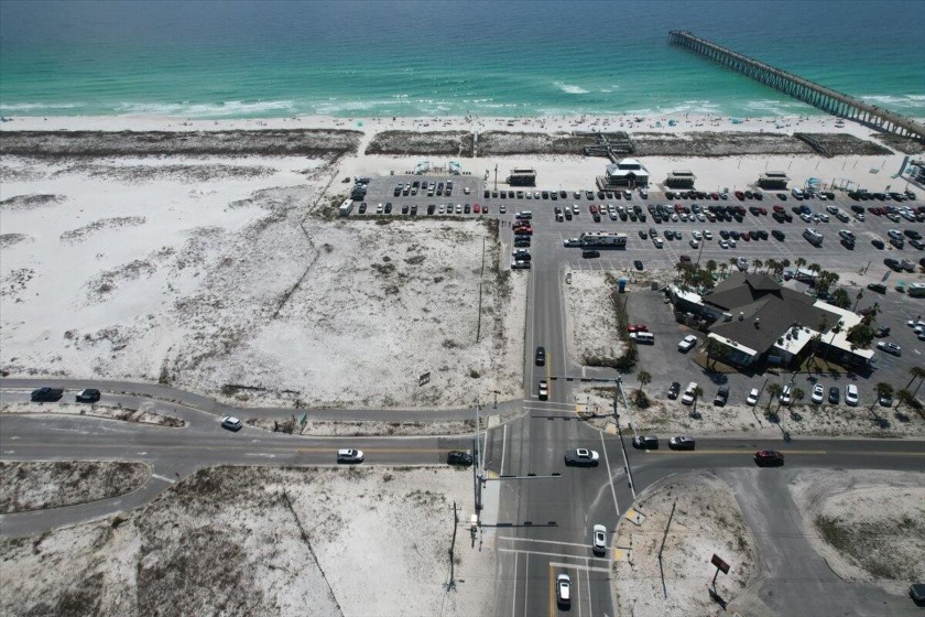 Great location for restaurant, lounge or condo retail. This - Beach Commercial for sale in Navarre, Florida on Beachhouse.com