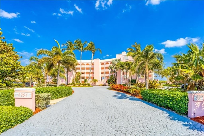 Soak up some much deserved Vitamin Sea at Buttonwood! This - Beach Condo for sale in Stuart, Florida on Beachhouse.com