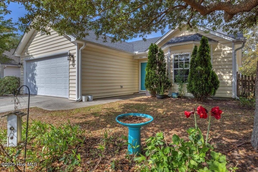 Newly refreshed, thoughtfully cleaned out and priced to sell - Beach Home for sale in Wilmington, North Carolina on Beachhouse.com