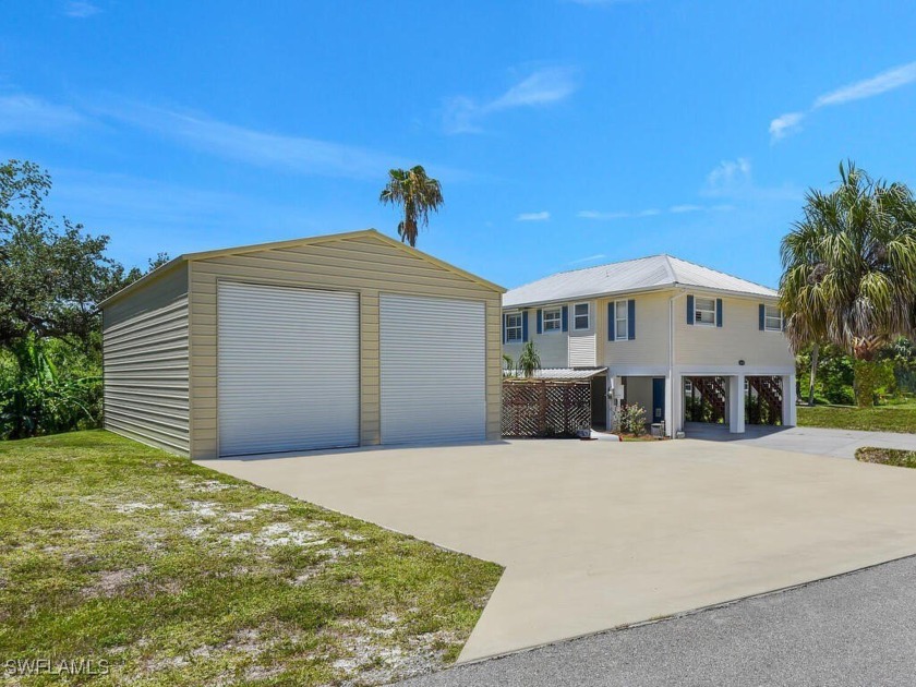 Private Waterfront Retreat on Alligator Creek - Oversized Double - Beach Home for sale in Punta Gorda, Florida on Beachhouse.com