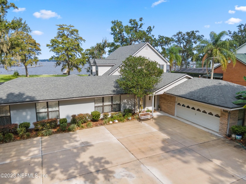 Come and see this great multigenerational riverfront property! - Beach Home for sale in Fleming Island, Florida on Beachhouse.com