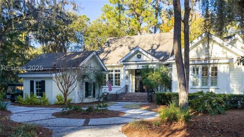 Nestled on a picturesque island, this enchanting 3 BR home - Beach Home for sale in Daufuskie Island, South Carolina on Beachhouse.com