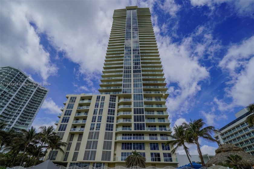 Welcome to paradise!  This gorgeous unit is spacious and bright - Beach Condo for sale in Sunny Isles Beach, Florida on Beachhouse.com
