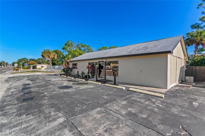 Excellent opportunity to own COMMERCIAL RETAIL SPACE on S - Beach Commercial for sale in Titusville, Florida on Beachhouse.com