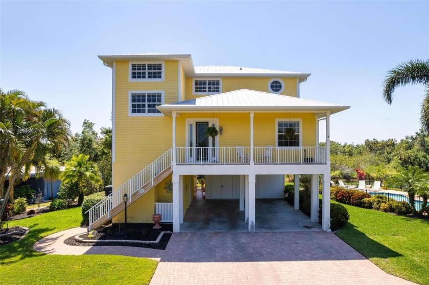 Welcome to an extraordinary custom-built riverfront home that - Beach Home for sale in Bradenton, Florida on Beachhouse.com