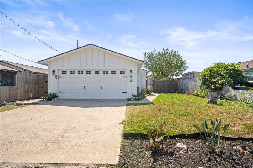 Renovated Flour Bluff Farmhouse-Style Home TWO blocks from the - Beach Home for sale in Corpus Christi, Texas on Beachhouse.com