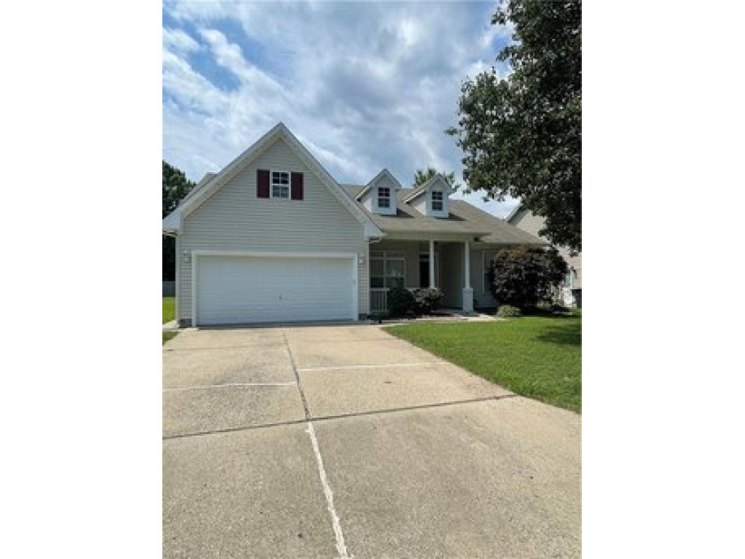 BEAUTIFUL HOME IN LAKE CAMBRIDGE IN KILN CREEK. 3BR, 2 BA, FRESH - Beach Home for sale in Newport News, Virginia on Beachhouse.com