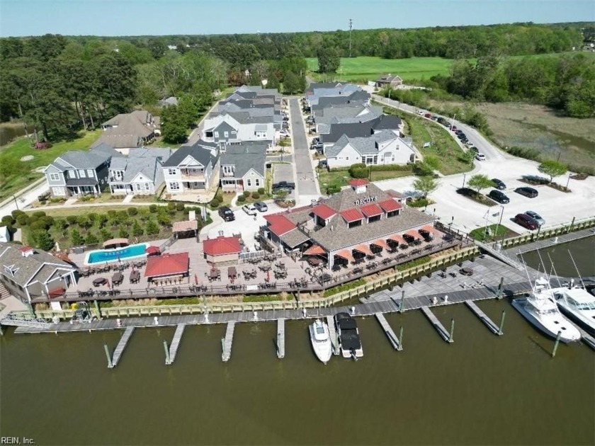 Sasser Construction NEW HOME in The LANDINGS at BENNETTS CREEK - Beach Home for sale in Suffolk, Virginia on Beachhouse.com