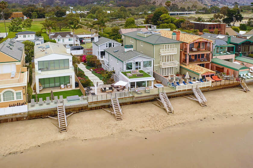 Exceptional opportunity on the sand inside the exclusive Malibu - Beach Home for sale in Malibu, California on Beachhouse.com