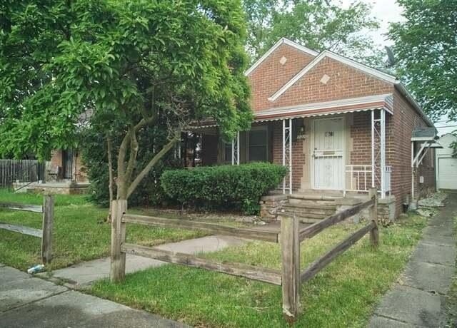 INVESTMENT OPPORTUNITY: brick home in attractive neighborhood - Beach Home for sale in Detroit, Michigan on Beachhouse.com