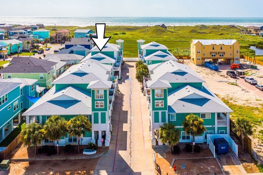 Welcome to your BEACH getaway! You will love this spacious 3 bed - Beach Condo for sale in Port Aransas, Texas on Beachhouse.com