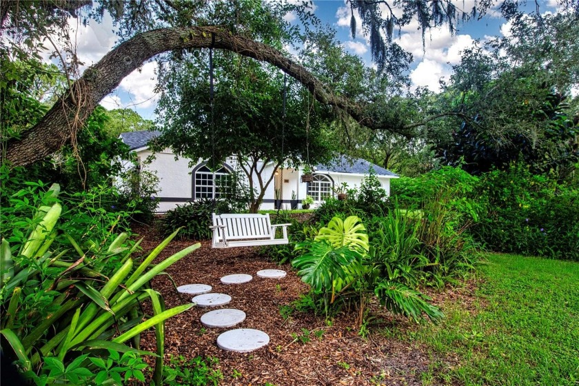 One or more photo(s) has been virtually staged. This - Beach Home for sale in Wimauma, Florida on Beachhouse.com