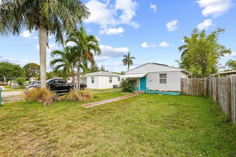 Welcome to this delightful 1-bedroom, 1-bathroom home nestled in - Beach Home for sale in Dania, Florida on Beachhouse.com