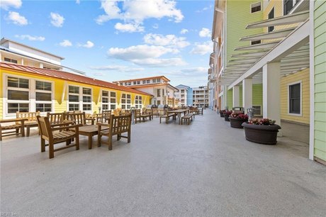 It's time to plan an escape to the beach. This coastal 3BR condo - Beach Condo for sale in Virginia Beach, Virginia on Beachhouse.com