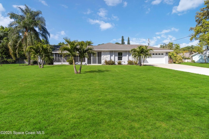 DESIRABLE DOUBLE LOT HOME!!! Welcome to this - Beach Home for sale in Merritt Island, Florida on Beachhouse.com