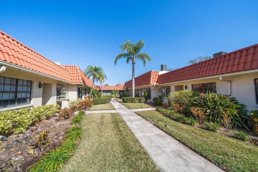Discover contemporary living in this fully renovated 2-bedroom - Beach Townhome/Townhouse for sale in Clearwater, Florida on Beachhouse.com