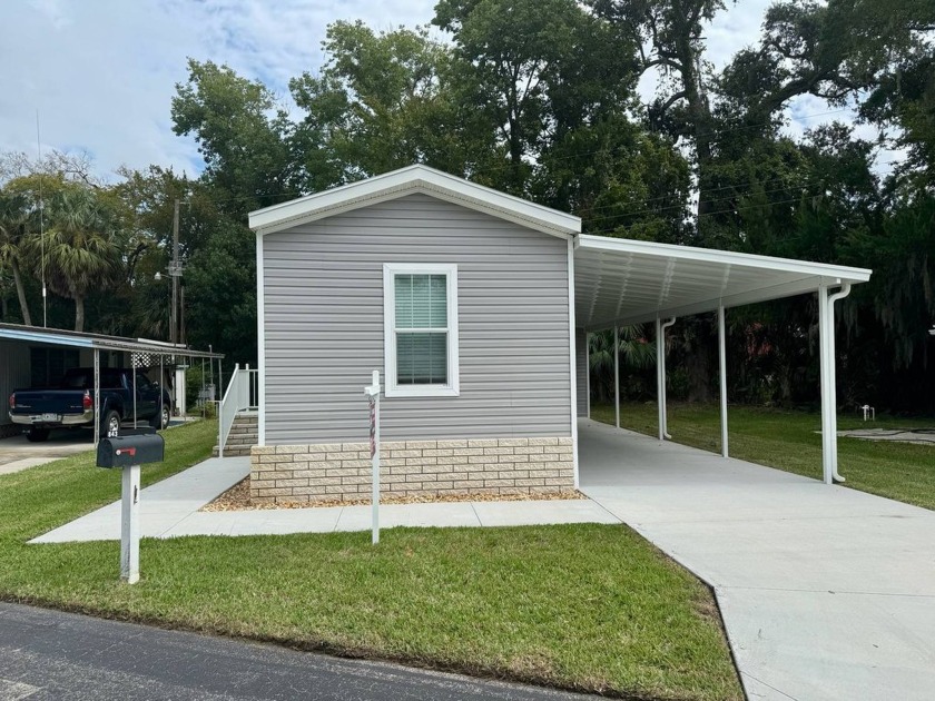 This 2 bed/1 bath has many features! Included are stainless - Beach Home for sale in Daytona Beach, Florida on Beachhouse.com