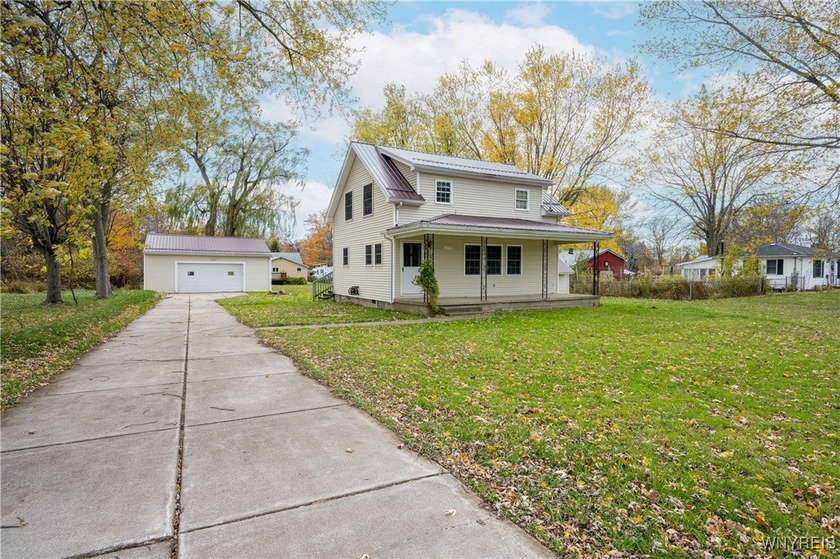 This Cape Cod is located in a great area! Just a short stroll to - Beach Home for sale in Angola, New York on Beachhouse.com