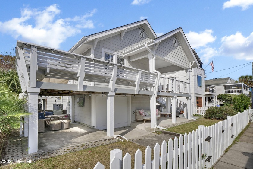 Searching for that coveted little island setting? This is the - Beach Home for sale in Wrightsville Beach, North Carolina on Beachhouse.com