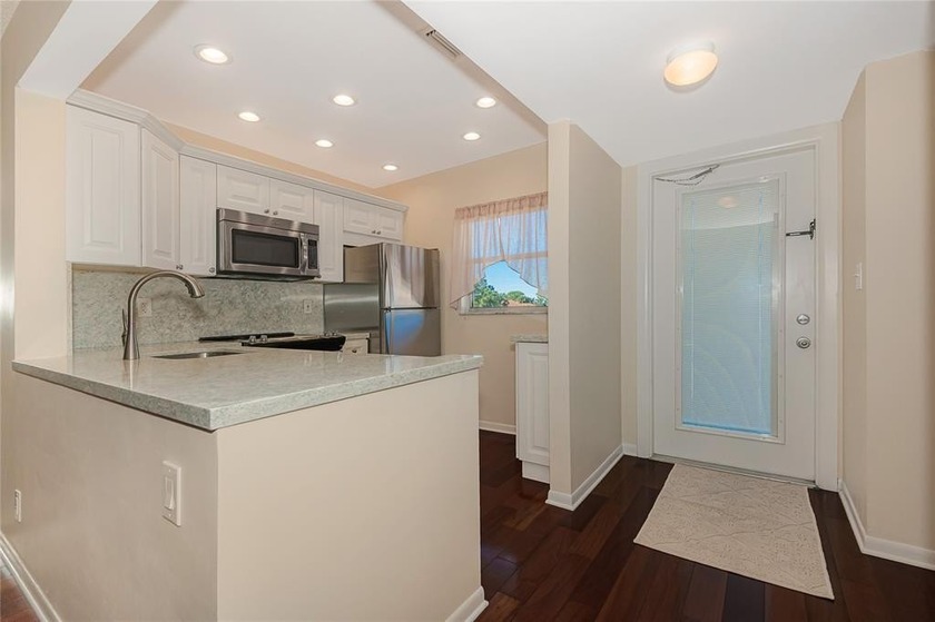 SEE THIS ONE FIRST! Move in ready! Updated 1 bedroom 1 1/2 bath - Beach Condo for sale in Deerfield Beach, Florida on Beachhouse.com