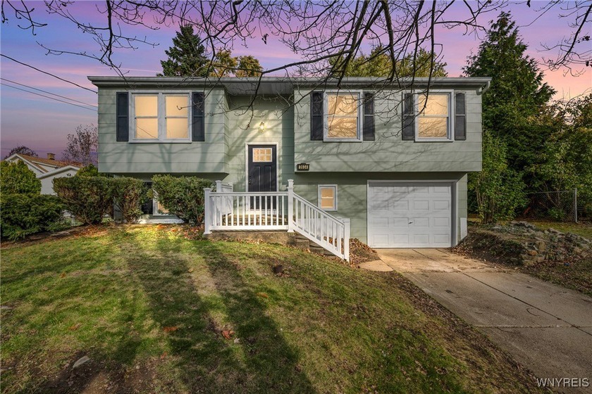 Beautifully renovated 3-bedroom, 2-full-bath raised ranch where - Beach Home for sale in Hamburg, New York on Beachhouse.com