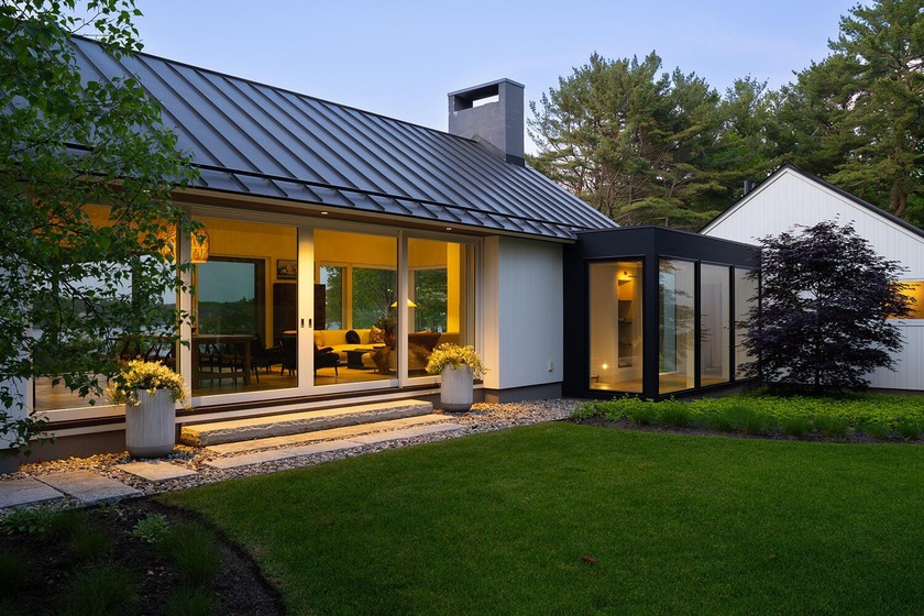 This exceptional residence is a masterclass in harmonizing - Beach Home for sale in York, Maine on Beachhouse.com