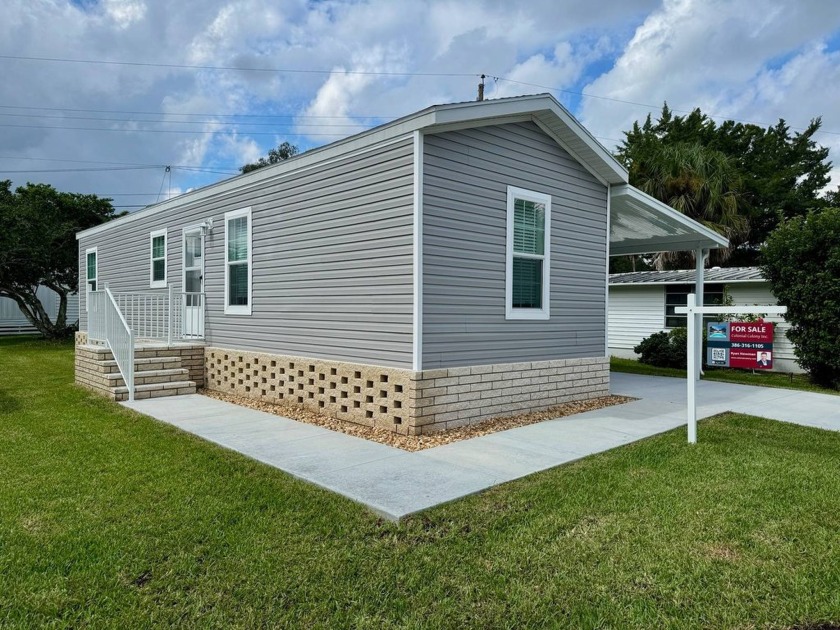 This 2 bed/1 bath has many features! Included are stainless - Beach Home for sale in Daytona Beach, Florida on Beachhouse.com