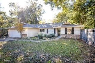 Located close to downtown Ocean Springs, a quick bicycle or walk - Beach Home for sale in Ocean Springs, Mississippi on Beachhouse.com