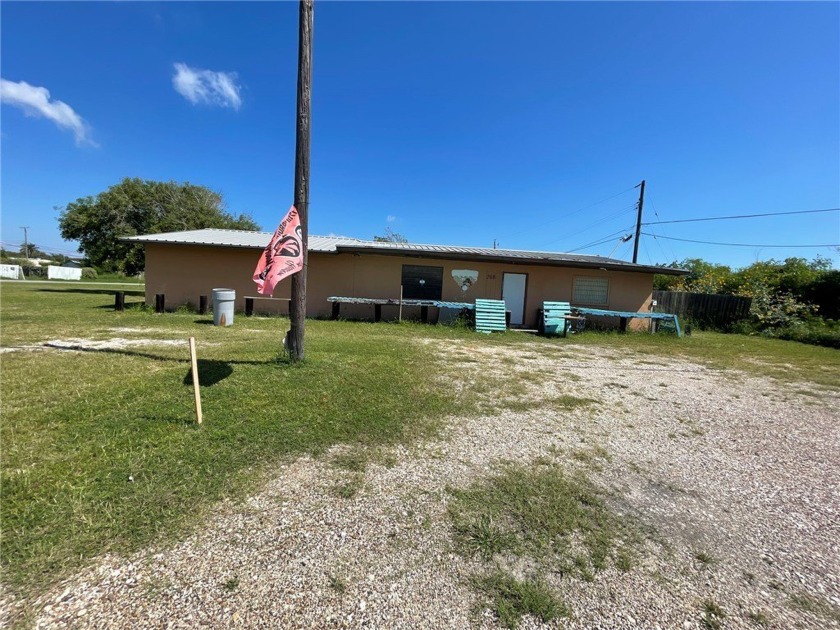 The POSSIBILITIES are endless on this 2130 Sq Ft Commercial - Beach Commercial for sale in Aransas Pass, Texas on Beachhouse.com