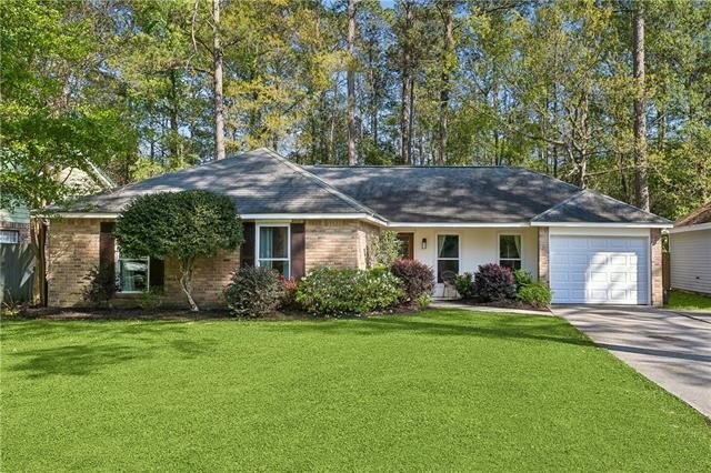 UPDATED 3 bed 2 bath brick home in Mandeville's Hidden Pines - Beach Home for sale in Mandeville, Louisiana on Beachhouse.com