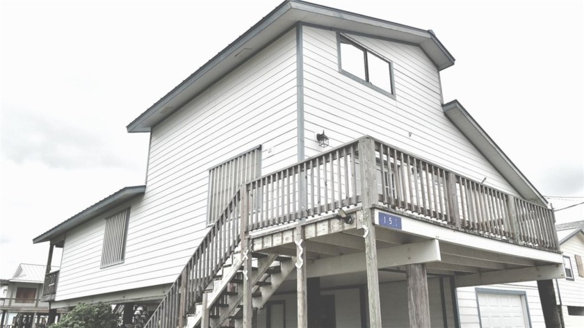 This waterfront residence, situated on the Canal in Holiday - Beach Home for sale in Rockport, Texas on Beachhouse.com