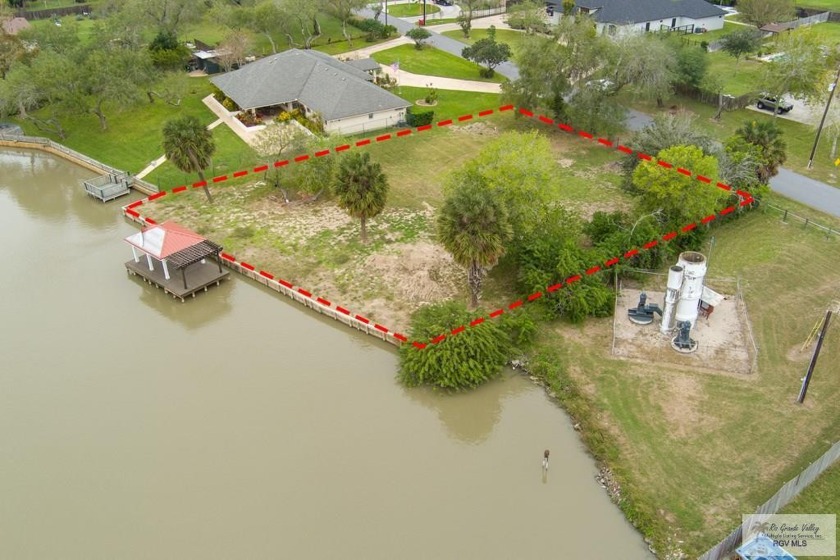 This beautiful .54 of an acre resaca lot with a retaining wall - Beach Lot for sale in Brownsville, Texas on Beachhouse.com