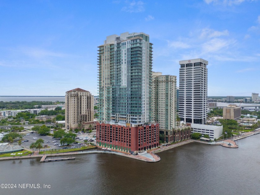 Stunning 27th Floor Luxury Condo in The Peninsula. Experience - Beach Condo for sale in Jacksonville, Florida on Beachhouse.com