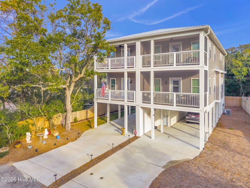 Like new, but loved like home - this Kure Beach townhome was - Beach Townhome/Townhouse for sale in Kure Beach, North Carolina on Beachhouse.com