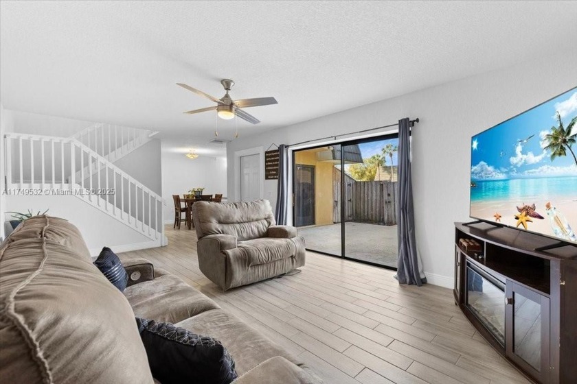 BEST DEAL IN THE COMMUNITY! ONE OF THE LOWEST PRICED  townhouses - Beach Townhome/Townhouse for sale in West Palm Beach, Florida on Beachhouse.com
