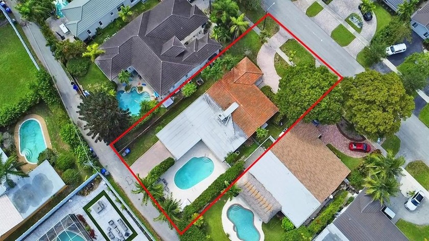 Welcome to paradise. East Hollywood's most desirable zip code - Beach Home for sale in Hollywood, Florida on Beachhouse.com