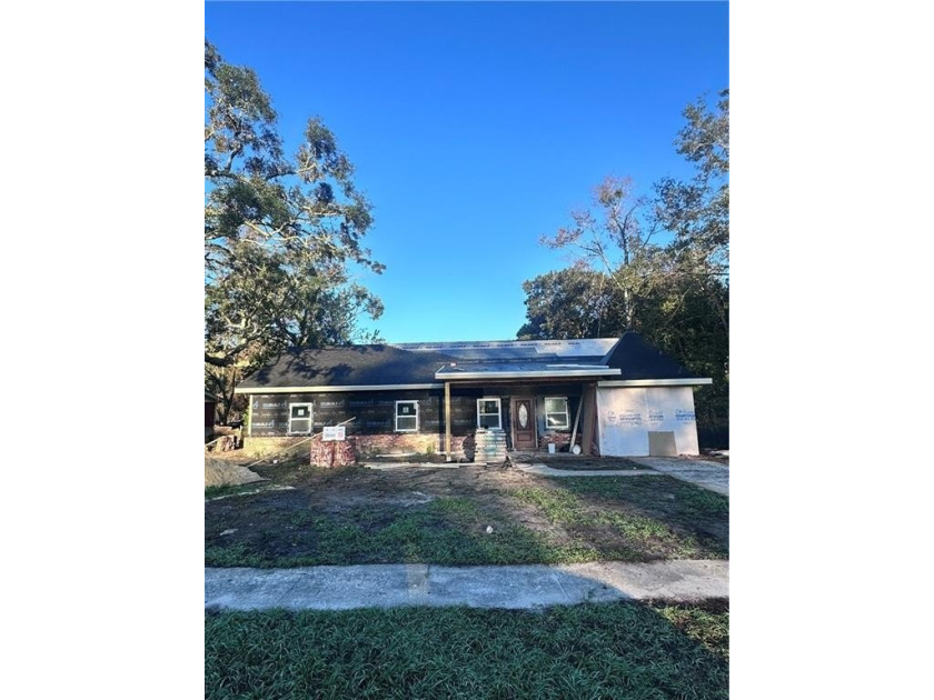 This beautifully renovated 4 bedroom 2 bath  brick ranch is - Beach Home for sale in Brunswick, Georgia on Beachhouse.com