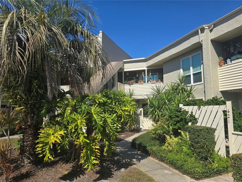 RARELY AVAILABLE - VACANT AND MOVE-IN READY COASTAL GEM! - Beach Condo for sale in Tarpon Springs, Florida on Beachhouse.com