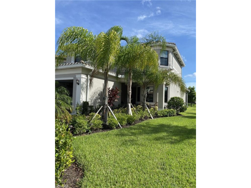 Impeccable, partially furnished, and unfurnished options - Beach Home for sale in Naples, Florida on Beachhouse.com