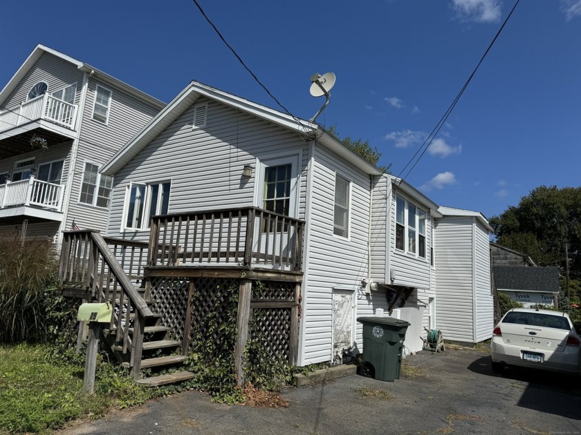 Been looking for a beach house? Come take a look at this - Beach Home for sale in Milford, Connecticut on Beachhouse.com