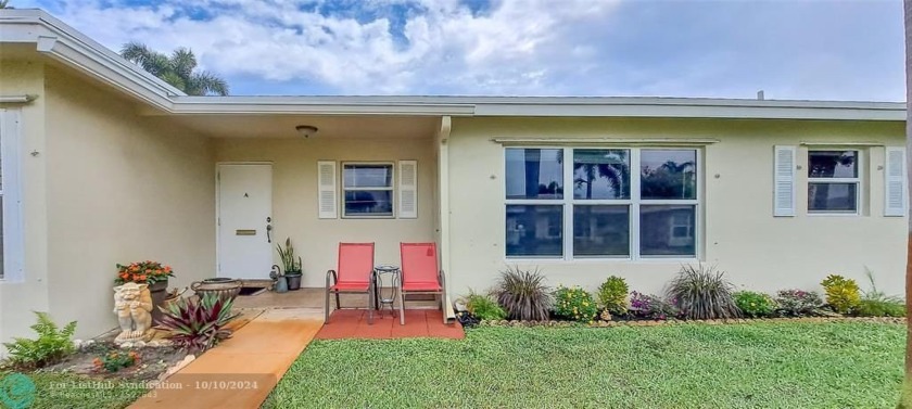 Florida living for a great price. Close to beach (less than 5 - Beach Condo for sale in Boynton Beach, Florida on Beachhouse.com