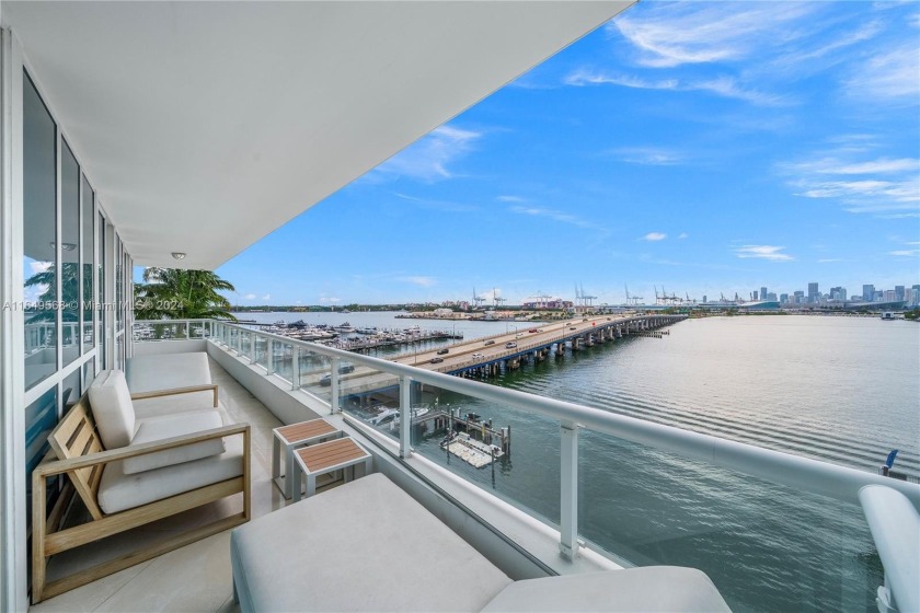 This open floor plan house in the sky located in the heart of - Beach Condo for sale in Miami Beach, Florida on Beachhouse.com